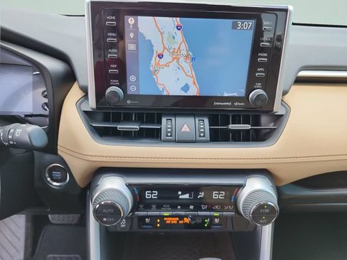 Used 2019 Toyota RAV4 Limited w/ Cold Weather Package FWD image 23
