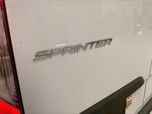 Used 2024 Mercedes-Benz Sprinter 2500 image 14