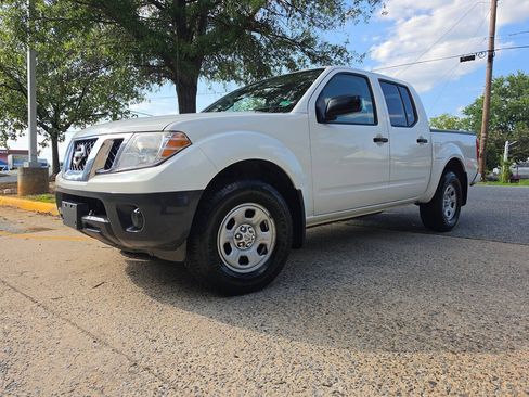 Used 2017 Nissan Frontier S w/ S Work Truck Package (4X4) image 41