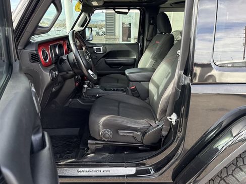 Used 2020 Jeep Wrangler Rubicon w/ Steel Bumper Group image 24