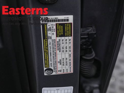 Used 2024 Volkswagen Tiguan Wolfsburg Edition FWD image 33