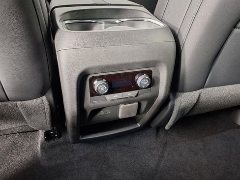 New 2026 Chevrolet Traverse Z71 w/ Enhanced Driving Package image 13