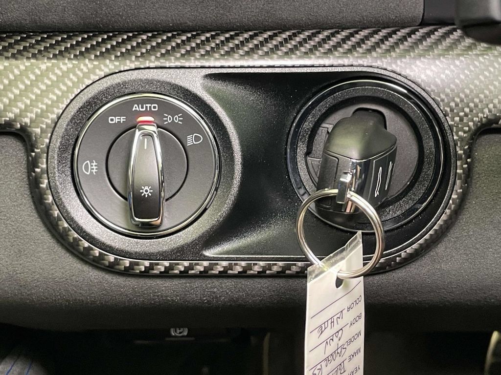 Used 2025 Porsche 718 Boxster Spyder RS RWD image 36