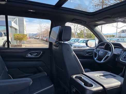 Used 2023 Chevrolet Tahoe Premier w/ Advanced Technology Package image 34