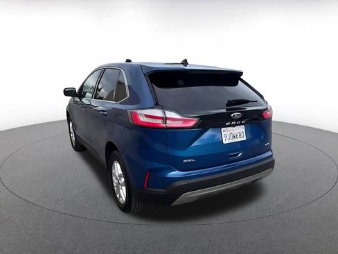 Used 2024 Ford Edge SEL AWD/4WD image 11