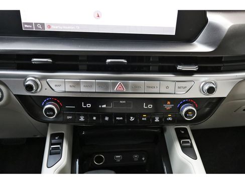Used 2023 Kia Telluride S AWD/4WD image 29