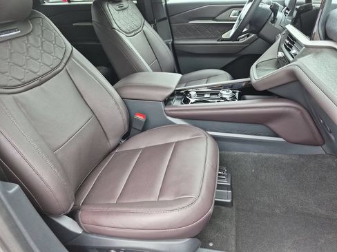 New 2026 Ford Explorer Platinum w/ LUX Leather Package AWD/4WD image 22