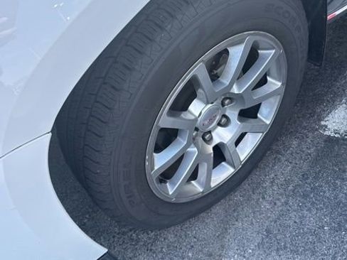 Used 2016 GMC Yukon XL Denali w/ Open Road Package image 3