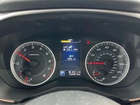 Used 2021 Subaru Ascent Premium w/ Convenience Package AWD/4WD image 28