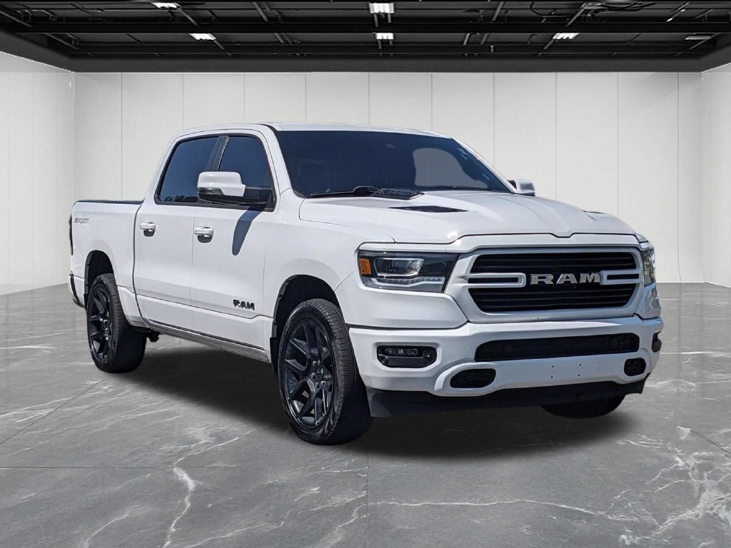 Used 2023 RAM 1500 Laramie AWD/4WD image 7
