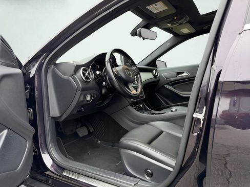 Used 2016 Mercedes-Benz GLA 250 image 18