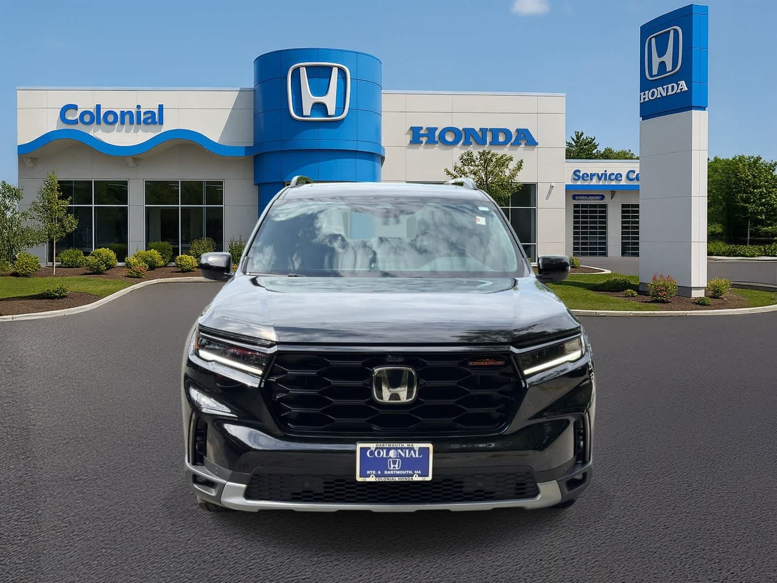 Used 2025 Honda Pilot TrailSport image 36