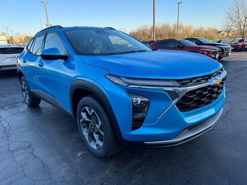 New 2026 Chevrolet Trax LT image 24