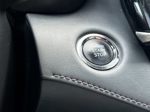 Used 2022 Toyota Highlander Platinum image 24