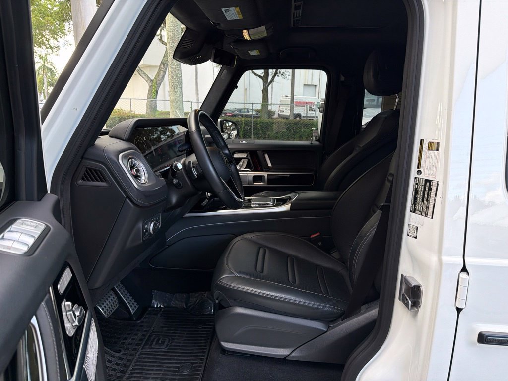 Used 2025 Mercedes-Benz G 550 image 5