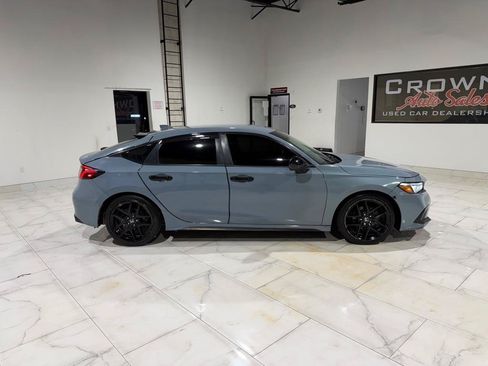 Used 2024 Honda Civic Sport image 7