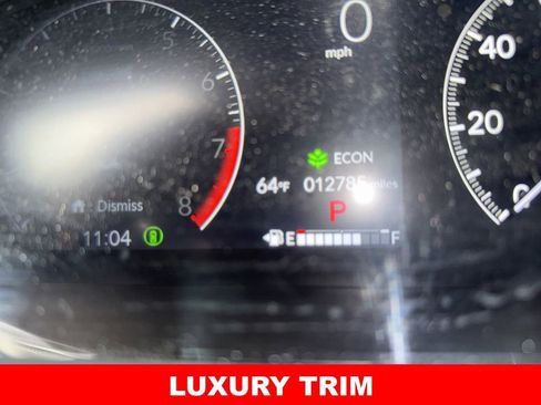 Used 2025 Honda HR-V EX-L image 2