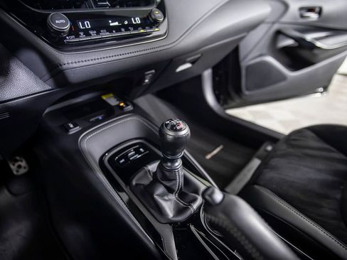 Used 2025 Toyota Corolla Premium image 35