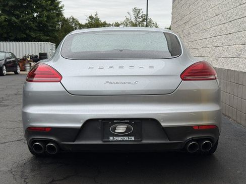 Used 2014 Porsche Panamera S RWD image 15