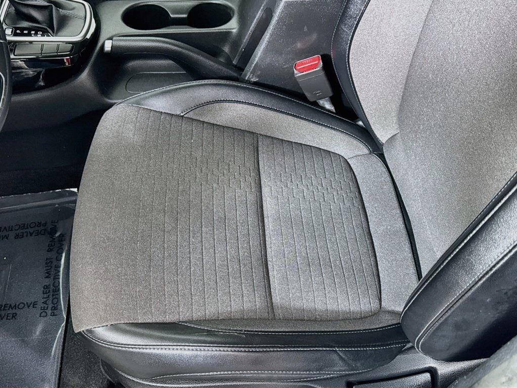 Used 2022 Kia Seltos S FWD image 21