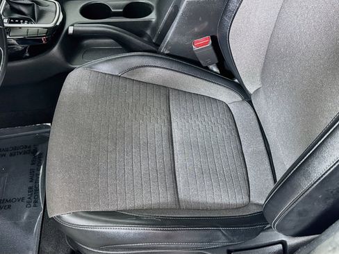 Used 2022 Kia Seltos S FWD image 21