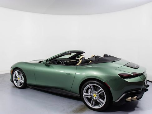 Certified 2024 Ferrari Roma Spider RWD image 8