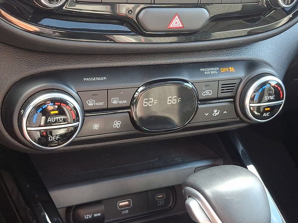 Used 2025 Kia Soul GT-Line FWD image 19