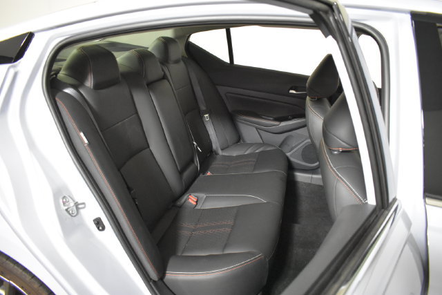 Certified 2024 Nissan Altima 2.0 SR FWD image 33