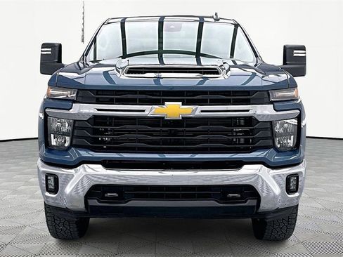 Used 2024 Chevrolet Silverado 2500 LT w/ All Star Edition image 3
