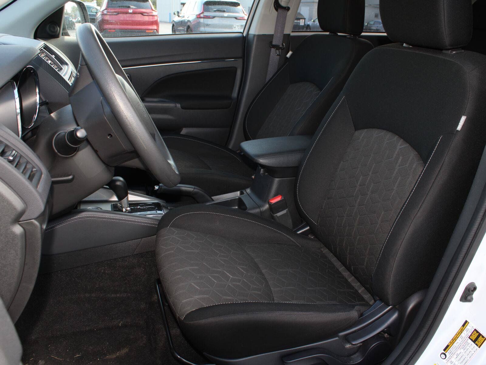 Used 2025 Mitsubishi Outlander Sport ES AWD/4WD image 16