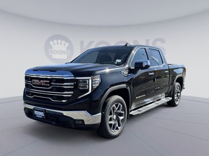 New 2026 GMC Sierra 1500 SLT w/ SLT Premium Package
