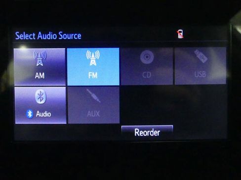 Used 2018 Toyota Corolla SE image 12