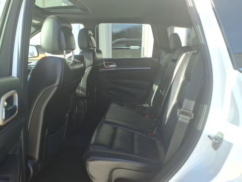 Used 2014 Jeep Grand Cherokee Limited AWD/4WD image 10