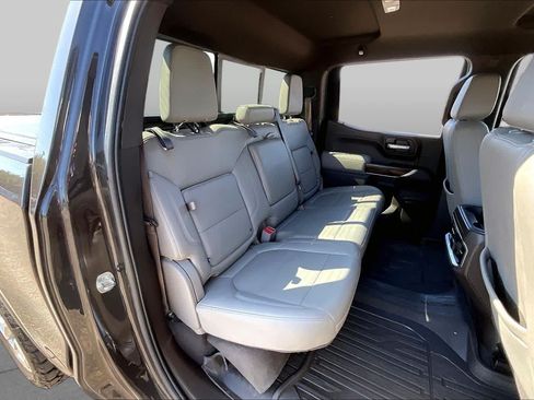 Used 2021 GMC Sierra 1500 SLT w/ SLT Convenience Package AWD/4WD image 19
