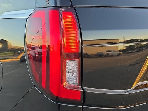 New 2025 Ford Expedition Active image 33