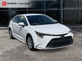 Used 2022 Toyota Corolla LE image 1