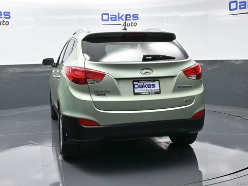 Used 2011 Hyundai Tucson GLS image 7