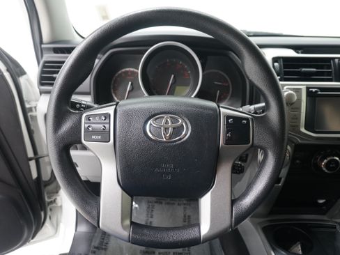 Used 2013 Toyota 4Runner SR5 RWD image 17