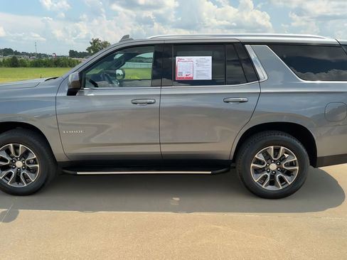 Used 2022 Chevrolet Tahoe LS w/ Driver Alert Package image 6