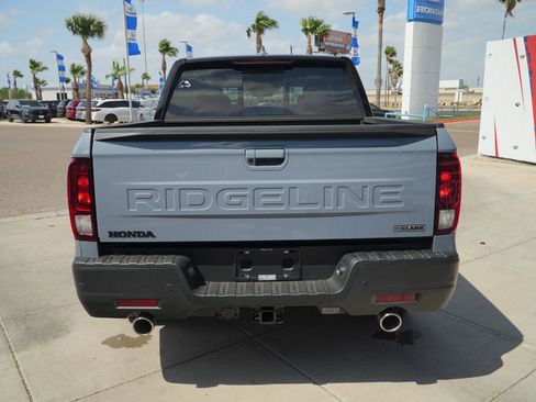 New 2026 Honda Ridgeline Black Edition image 6