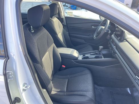 Used 2024 Honda Accord EX image 26