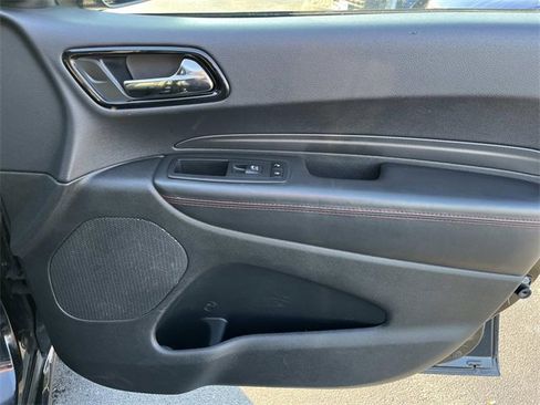 Used 2023 Dodge Durango GT image 24