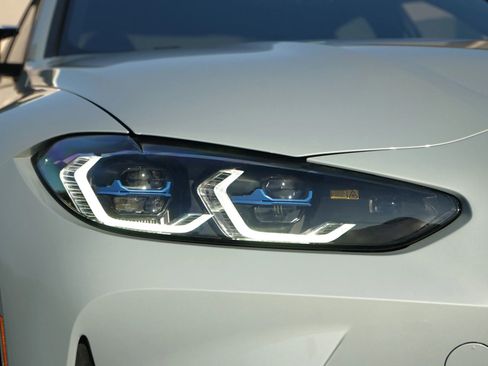 Used 2022 BMW M3 Competition w/ Premium Package image 7