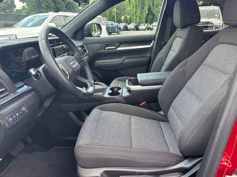 Used 2025 GMC Terrain Elevation FWD image 10