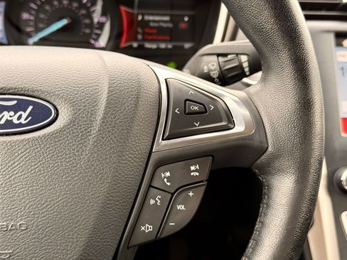 Used 2018 Ford Fusion SE w/ Equipment Group 602A FWD image 30