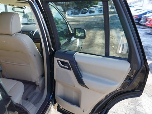 Used 2013 Land Rover LR2 image 59