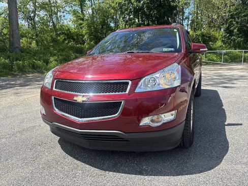 Used 2009 Chevrolet Traverse LT AWD/4WD image 5