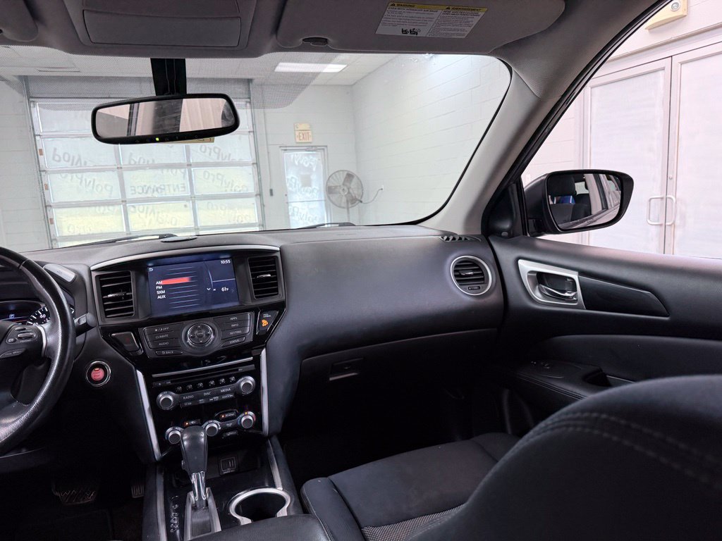 Used 2019 Nissan Pathfinder SV FWD image 27