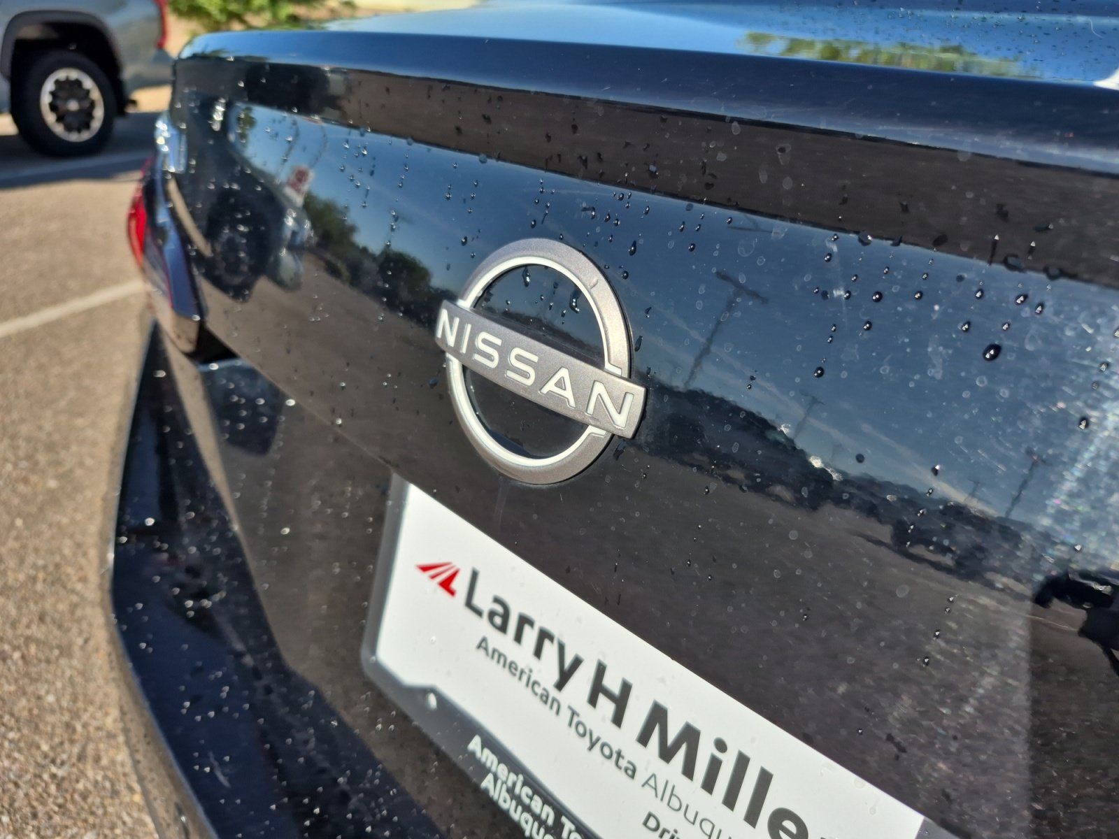 Used 2025 Nissan Versa S FWD image 22