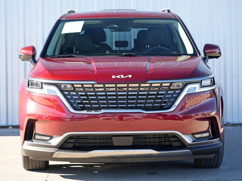 Used 2024 Kia Carnival SX Prestige image 6